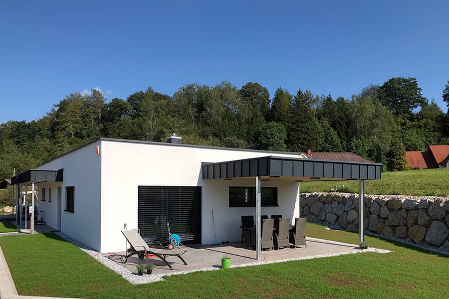 Bungalow-Flachdach-Rosenau-Hilm-900x600